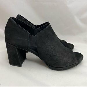 EILEEN FISHER Milton Suede Open Toe Bootie 9 Black